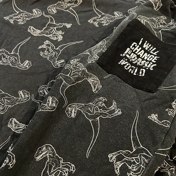 Sometime soon x Jurassic world tshirt and sweatpants size 6 - Picture 3 of 5